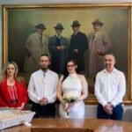 Η Βιβή και ο Γιώργος με δύο καλεσμένους στην αίθουσα του Πνευματικού Κέντρου Αγρινίου